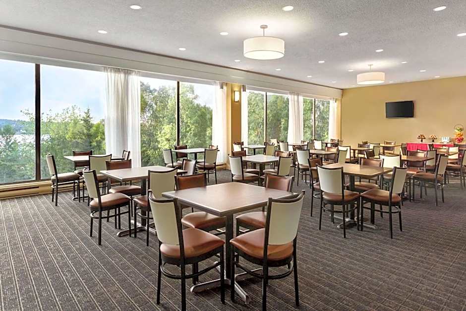 Travelodge by Wyndham Sydney