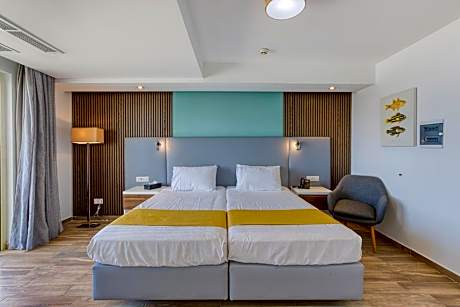 Twin Room with View