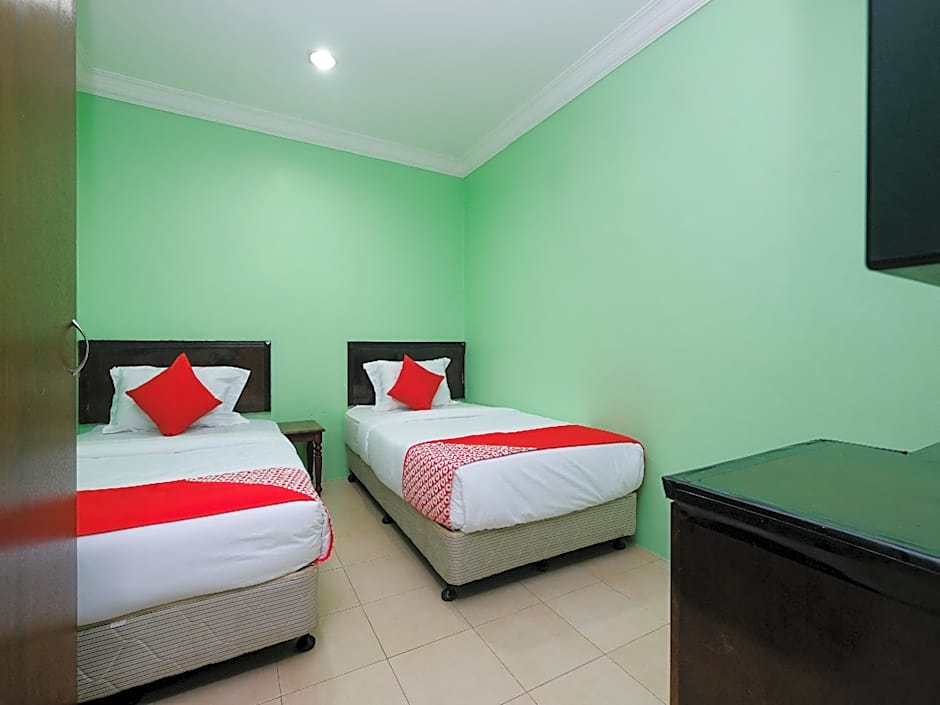 OYO 89759 Gold Jerantut Hotel