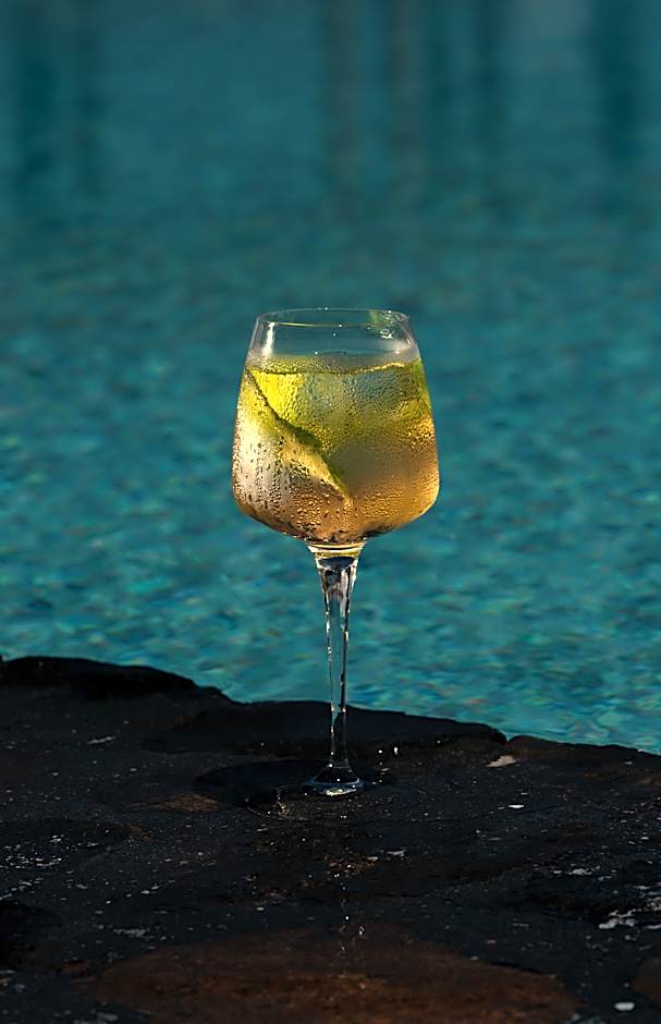 Santo Pure Oia Suites and Villas