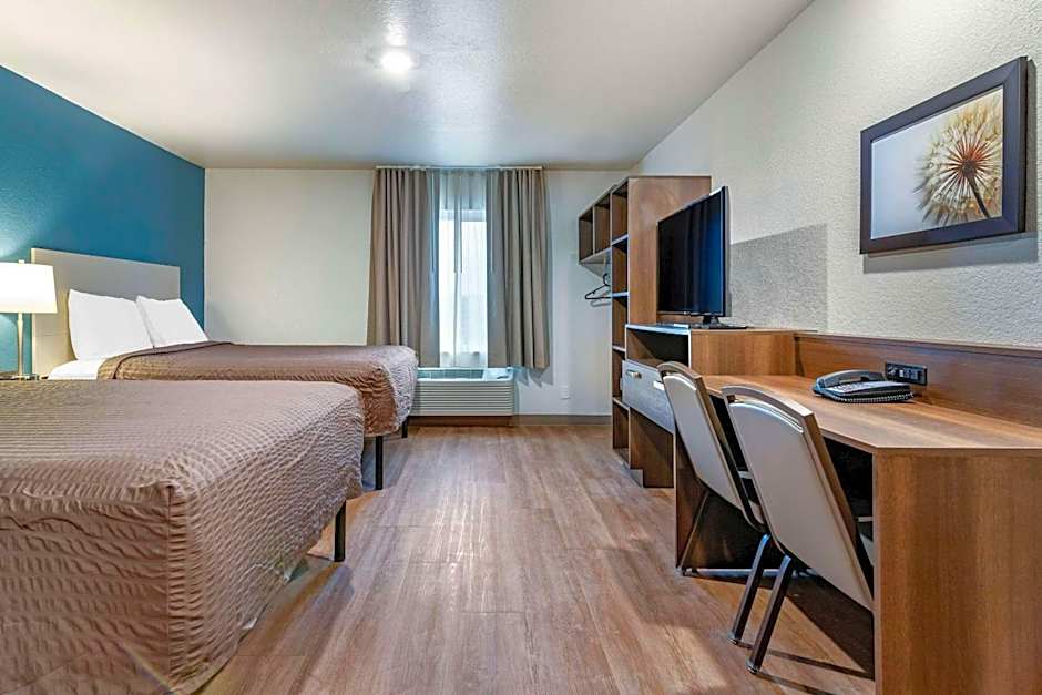 WoodSpring Suites Brunswick