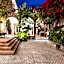 Villa Garita, 6BR Designer Villa with Heated Pool in Centro