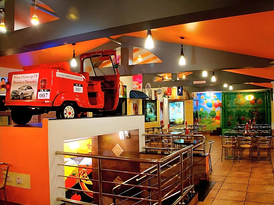 Hotel Hilltop Towers