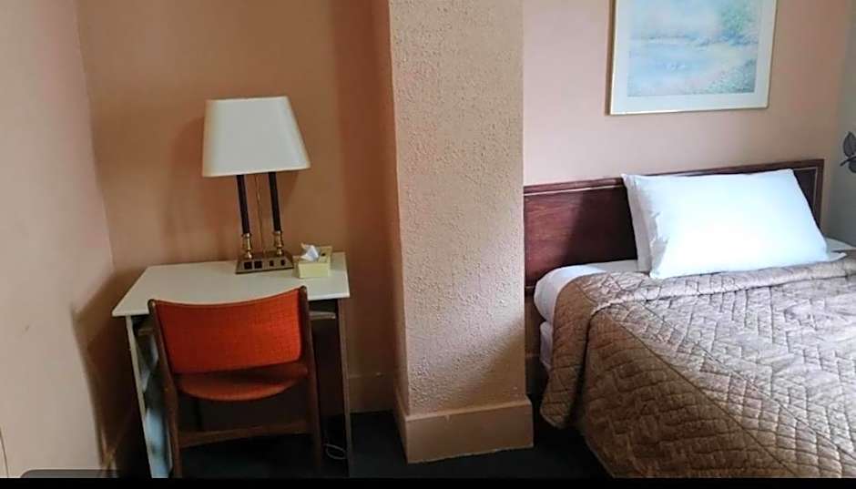 A Voyageur's Guest House