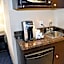 Holiday Inn Express Hotel & Suites Edson By IHG
