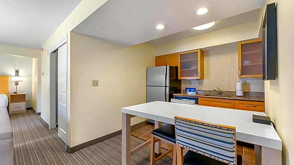 Sonesta ES Suites Cincinnati - Sharonville West