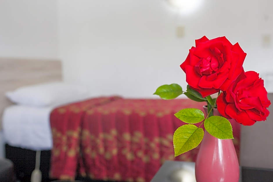 Rose Court Motel