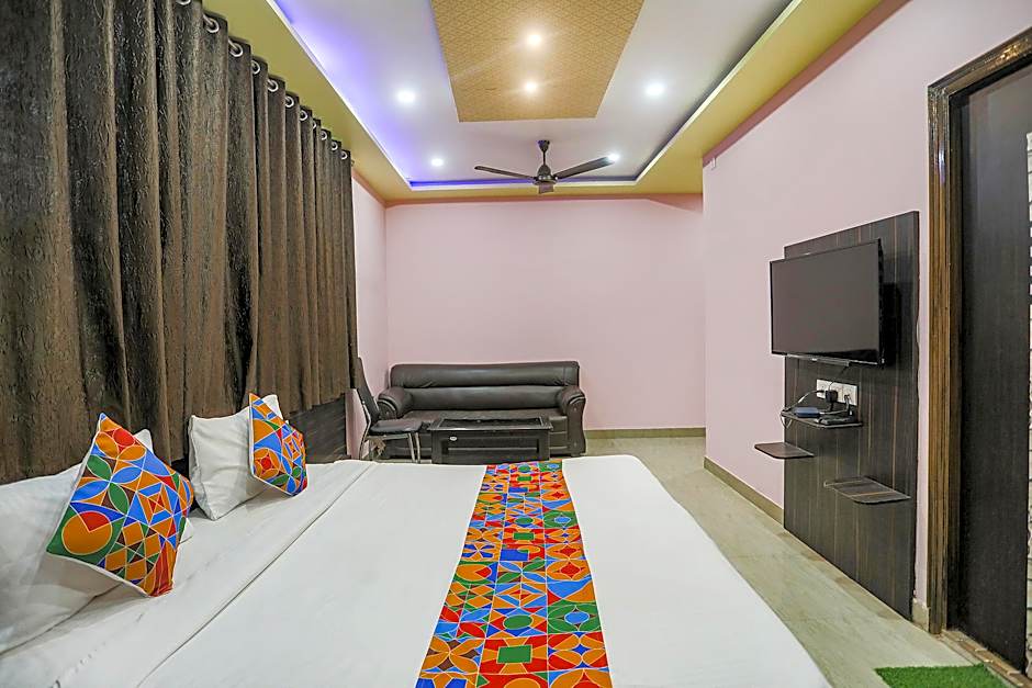 FabExpress Banarasi Kothi