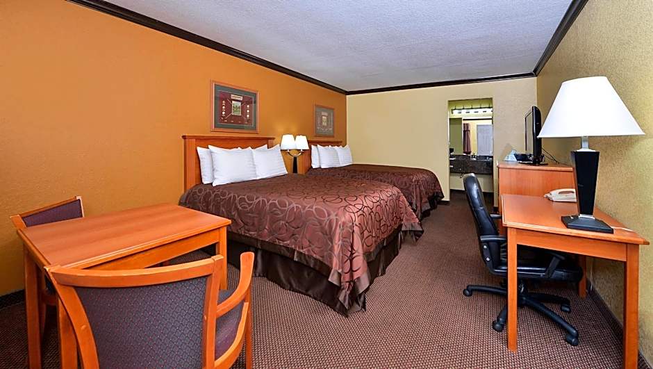 Xecutive Inn and Suites