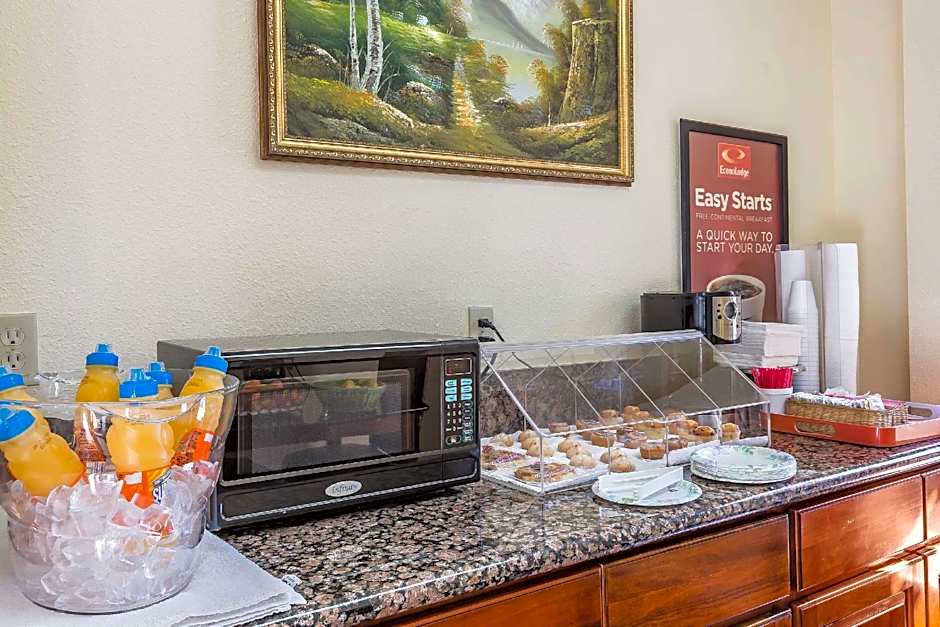 Econo Lodge Long Beach I-405