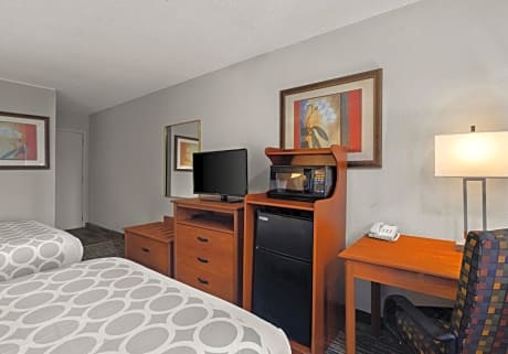 2 Double Beds Nonsmoking-Free Wireless Internet, Cable Tv, And Air Conditioning