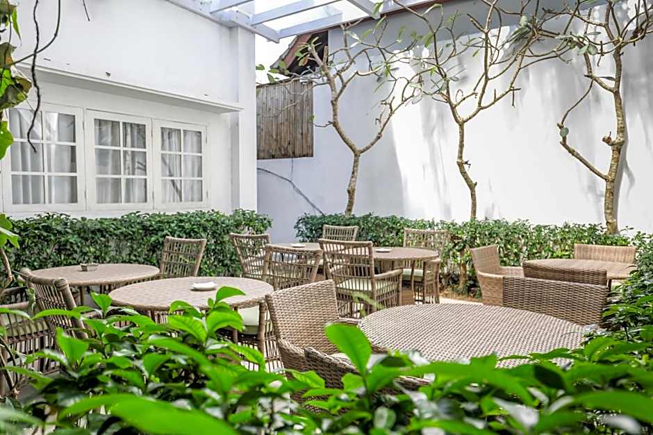 Umalas Suites