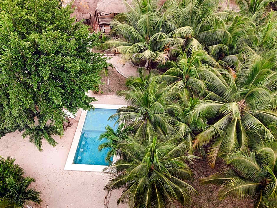 Royal Palm Bacalar Cabañas & Lagoon Club