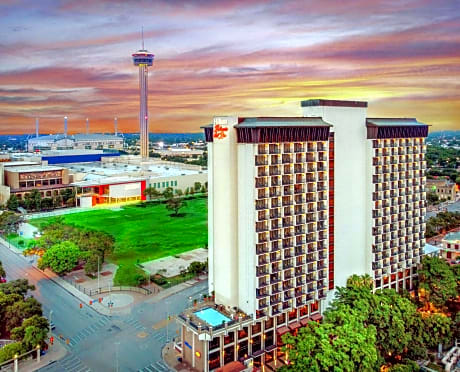 Hilton Palacio del Rio