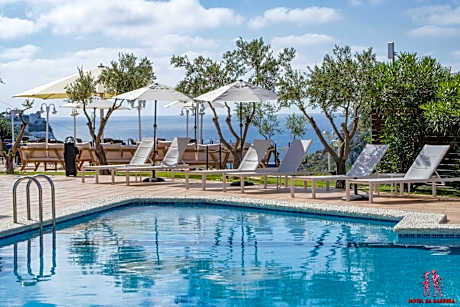 Sa Barrera - Adults Only