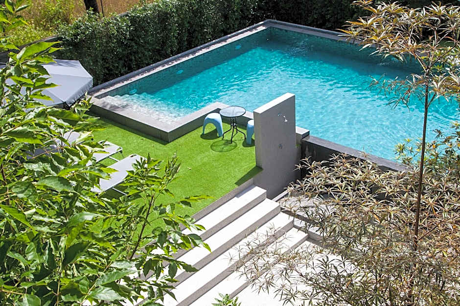 The Glory Gold Hotel