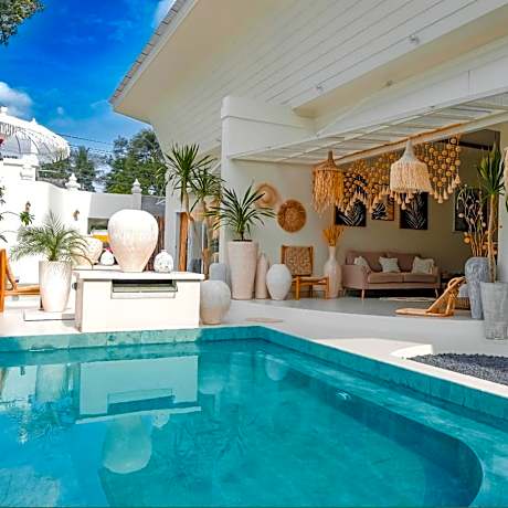 Kanjeng Heritage Villa by Raminten