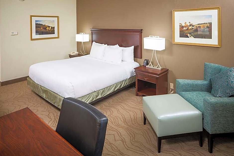 DoubleTree By Hilton Hotel Boston - Milford
