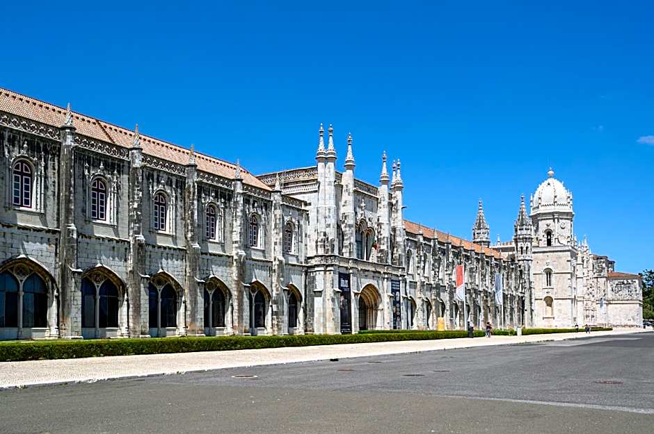 Terrace Lisbon Hostel