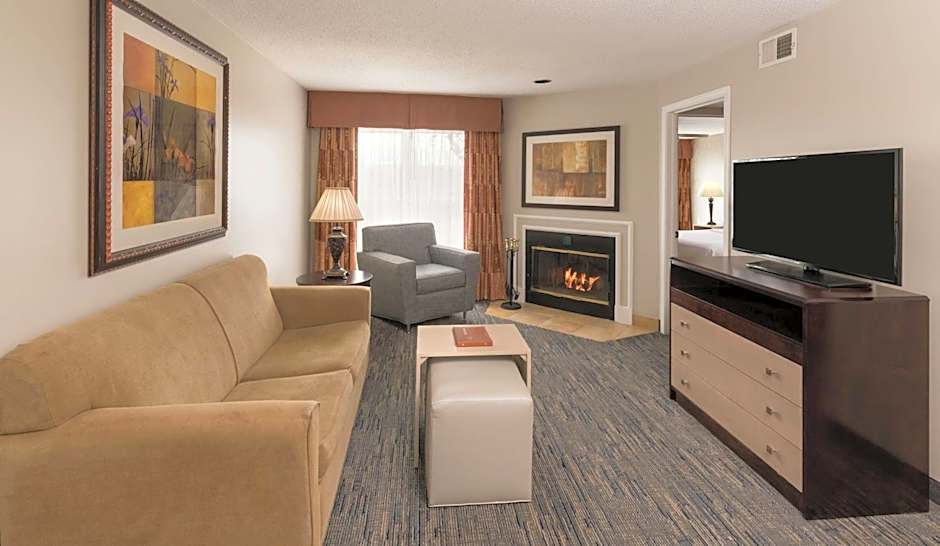 Homewood Suites By Hilton Chicago/Schaumburg