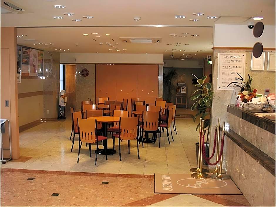 Toyoko Inn Shin-Osaka Chuo-Guchi Honkan