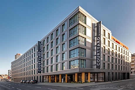 Courtyard by Marriott Cologne