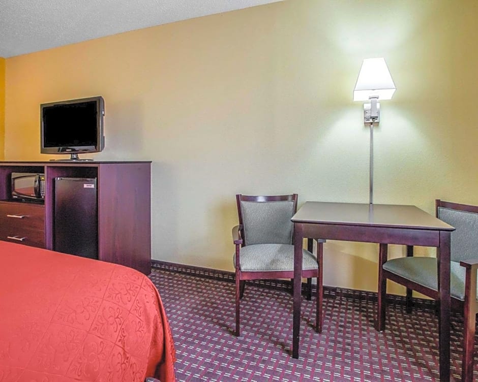 Quality Inn Central Wisconsin Airport