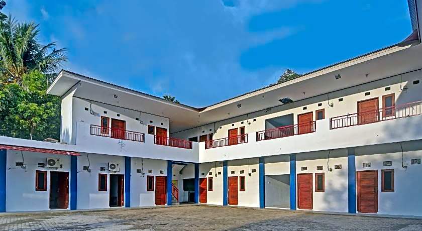 SPOT ON 91995 Cvictory Inn