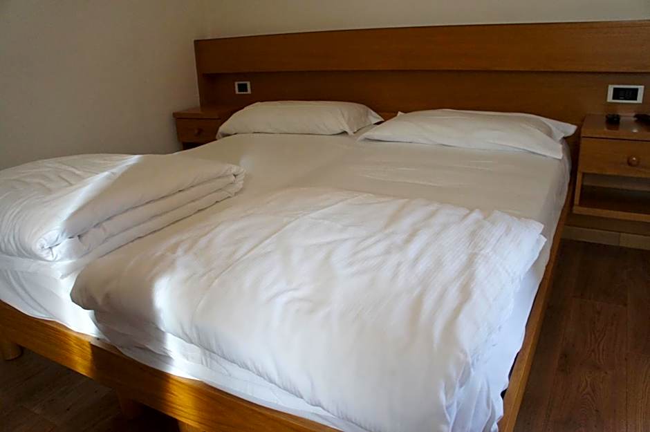 Zdjęcie 1 z 9 — Double Room