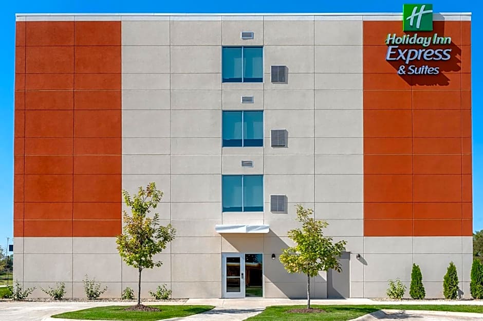 Holiday Inn Express & Suites Alton St Louis Area By IHG