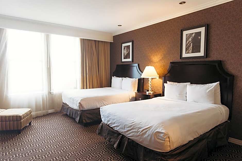 Hotel Julien Dubuque