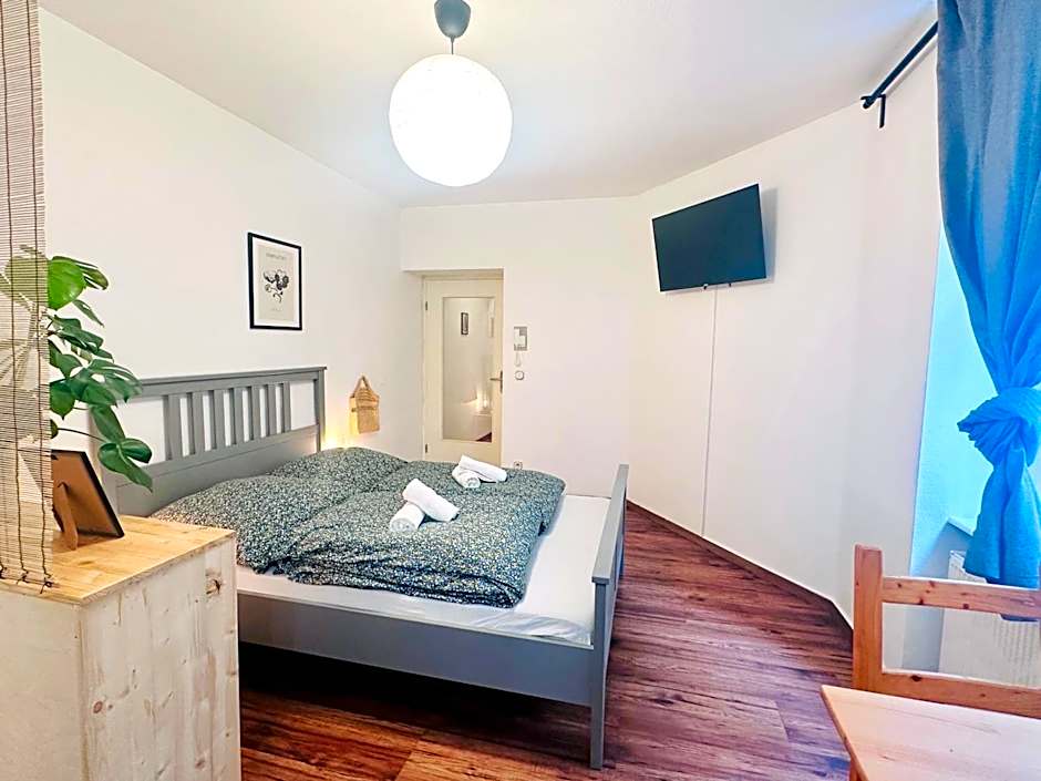 Apartmenthaus am Dom - Zentrum & Ruhige Lage, Perfekt für Business Trip, Auch für Familie, Viel Platz mit Küche