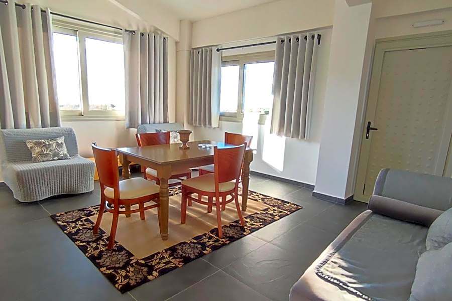 Socrates Organic Village - Wild Olive