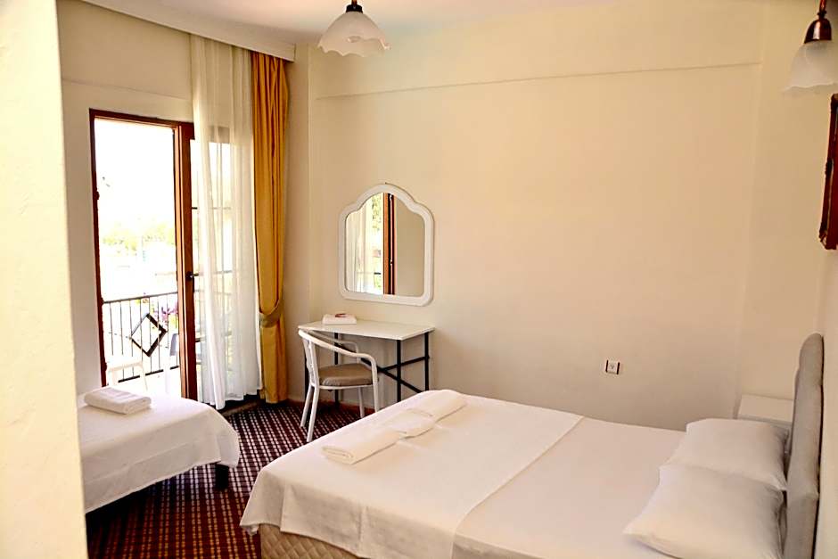 Cennet Hotel