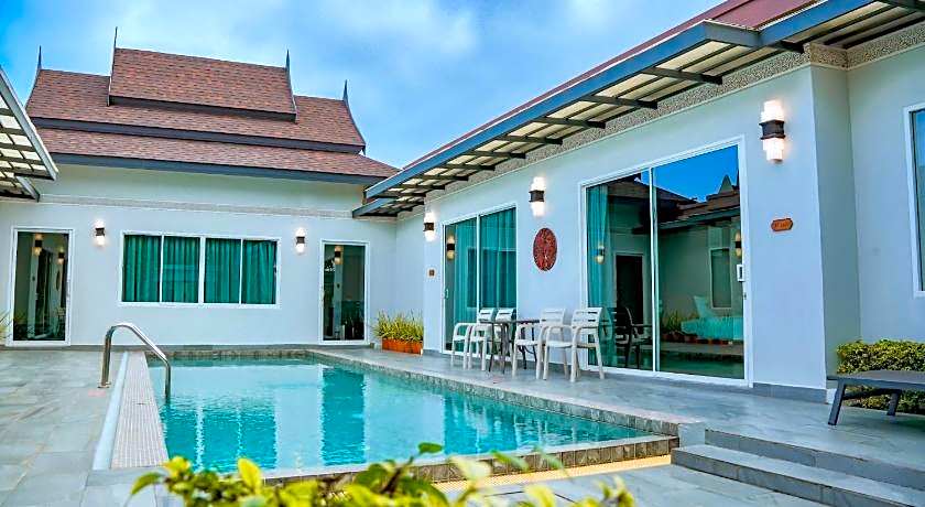 Phuket La Siesta, Naiharn Beach