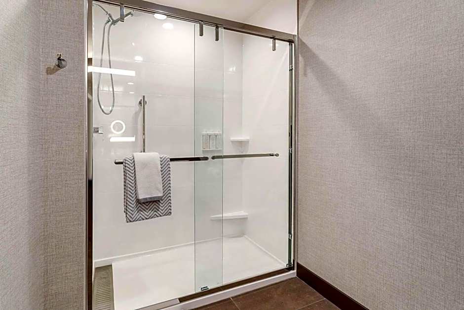 Cambria Hotel Pigeon Forge