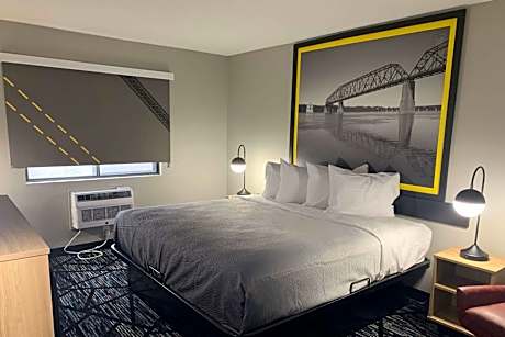 Super 8 by Wyndham Kirksville-University Area