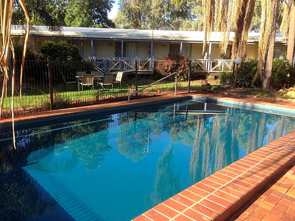 Tambo Mill Motel & Caravan Park