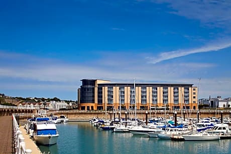 Radisson Blu Waterfront Hotel, Jersey