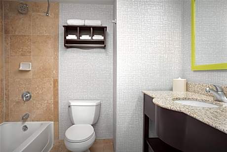 Queen Room with Two Queen Beds - Hearing Access/Non-Smoking