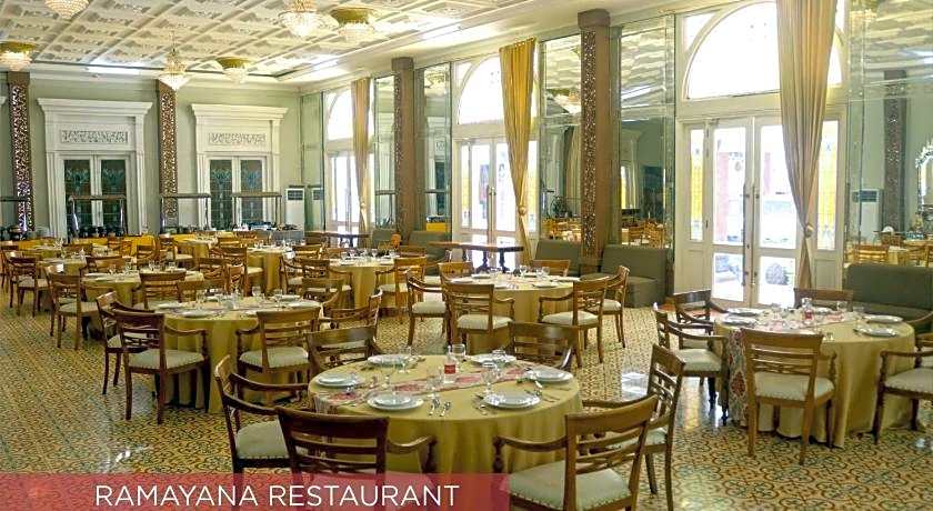 Ramada Suites By Wyndham Solo