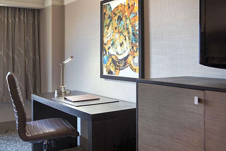 DoubleTree by Hilton San Francisco Airport North Bayfront