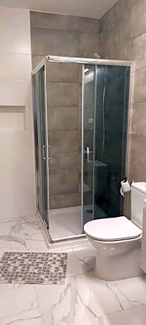 Quadruple Room with Private Bathroom