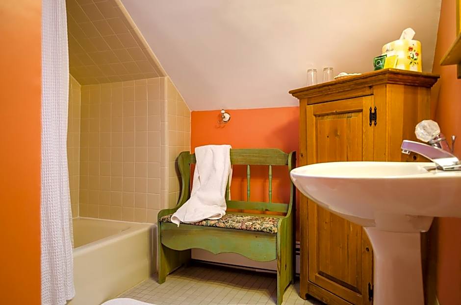 The Carisbrooke Inn