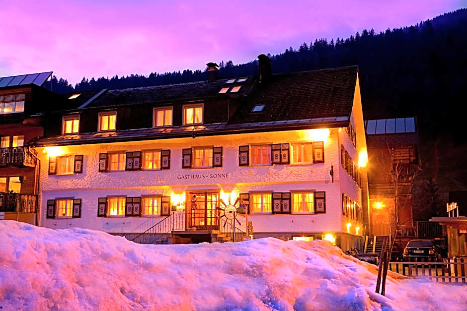 "Die Sonnigen" - Hotel und Familienspaß