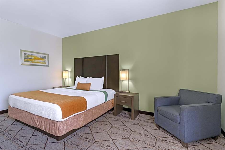 Best Western Plus North Houston Inn & Suites