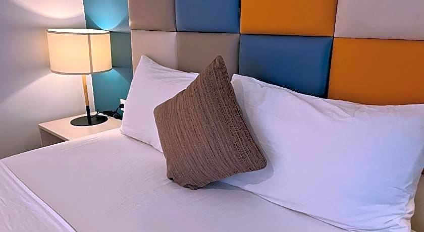 Yes Hotel Pandi Bulacan