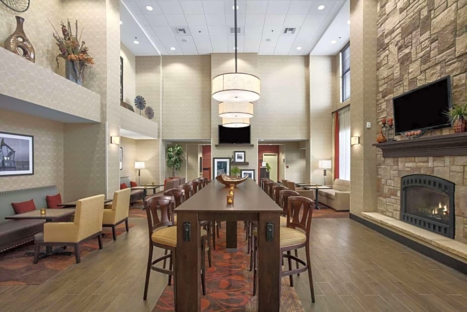 Hampton Inn By Hilton & Suites Williston