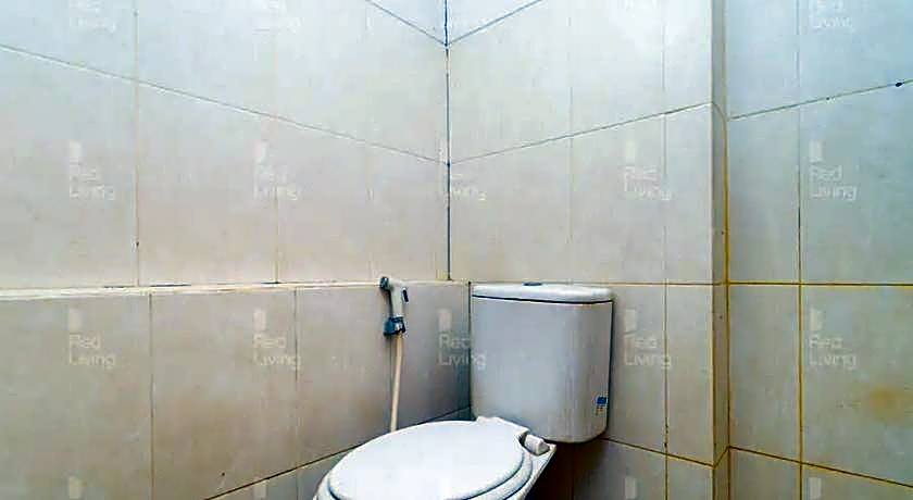 RedLiving Apartemen Green Lake View Ciputat - Pelangi Rooms 1 Tower E