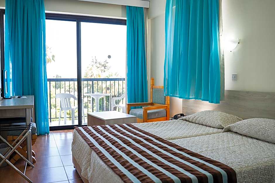 Veronica Hotel
